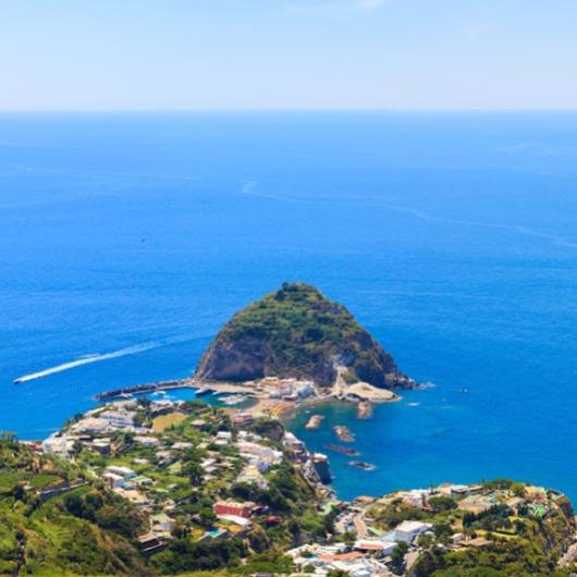hotelcasaadolfoischia en room-and-board-holiday-hotel-ischia-island-ischia 009